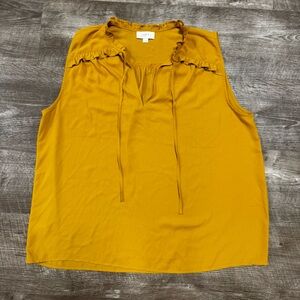 LOFT V-Neck Tank Top Size Large